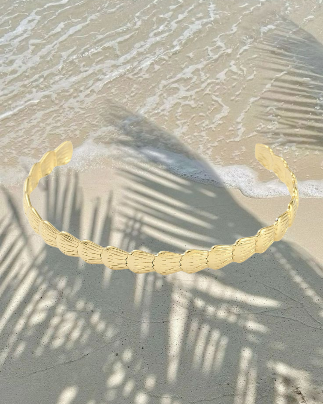 Shell bangle